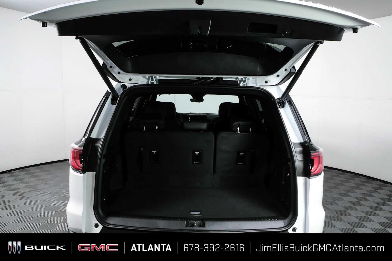 New 2026 GMC Acadia Elevation w/ Elevation Premium Package FWD image 10