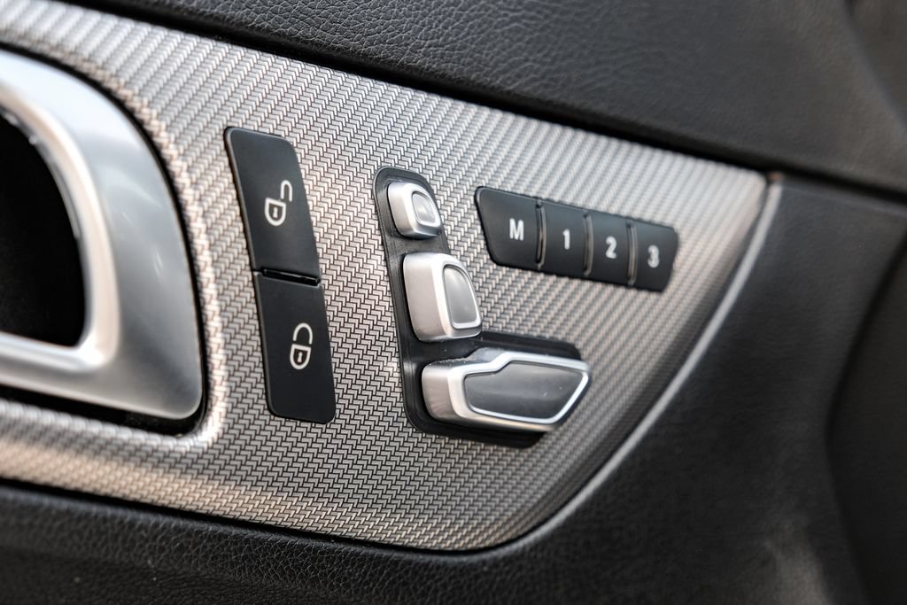 Used 2017 Mercedes-Benz SLC 300 image 36