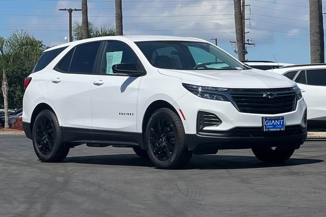 Used 2024 Chevrolet Equinox LS w/ LS Convenience Package image 2