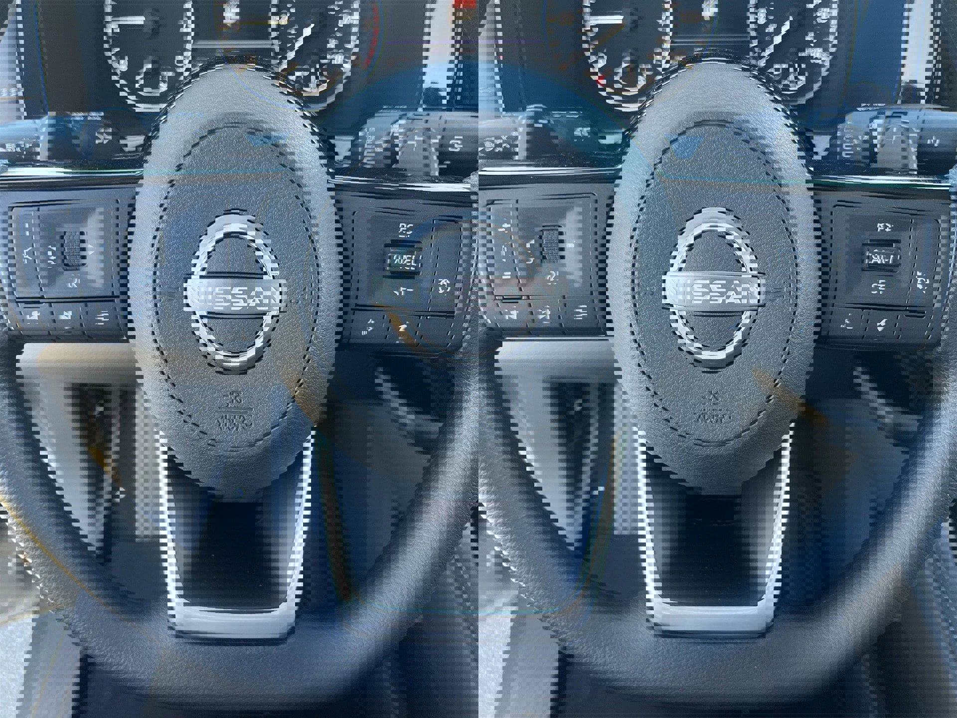 Certified 2022 Nissan Pathfinder S image 8