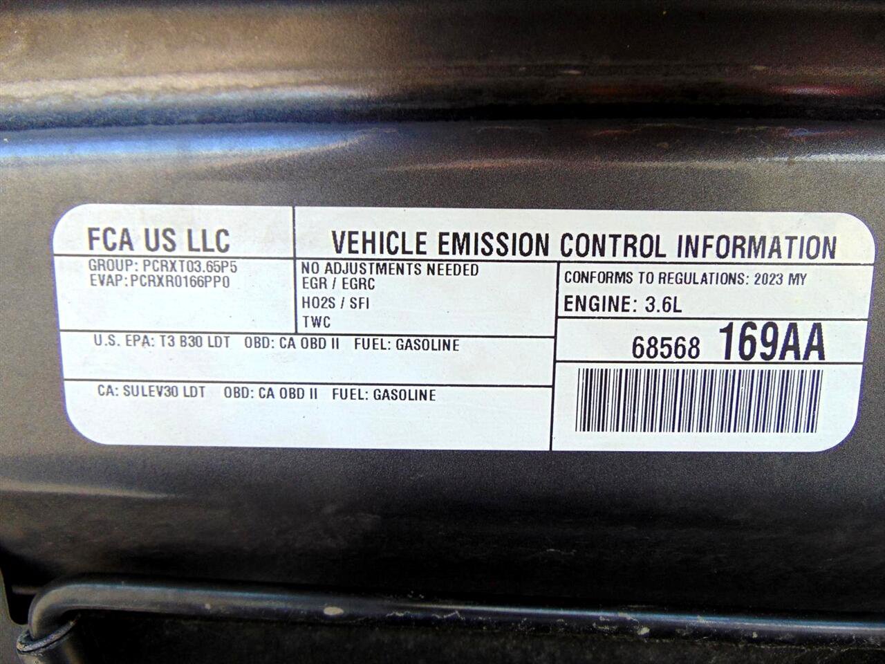 Used 2023 Jeep Gladiator Sport image 32