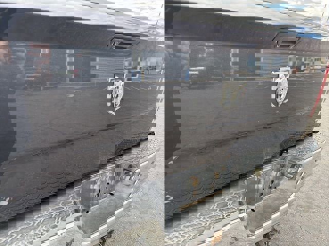 Used 2014 RAM 3500 Laramie w/ Cold Weather Group AWD/4WD image 28