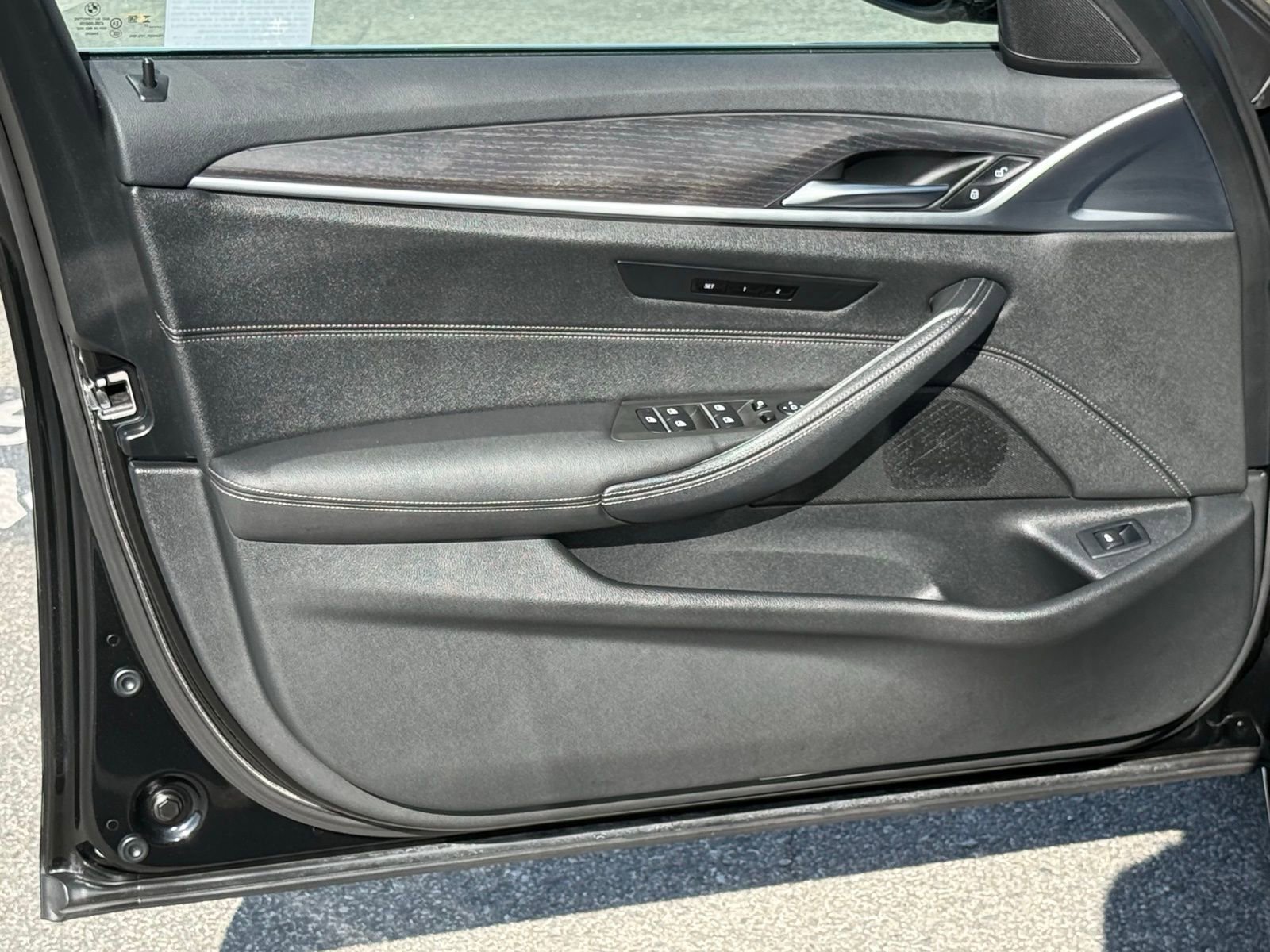 Certified 2023 BMW 530i RWD image 19