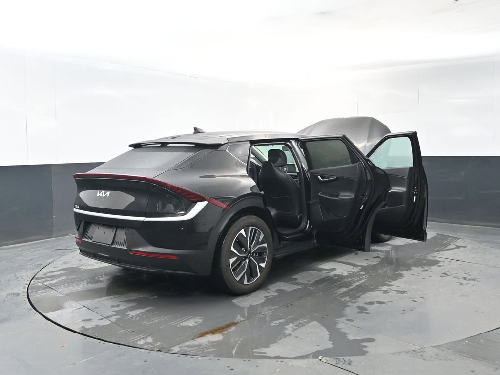 Used 2024 Kia EV6 Light image 30
