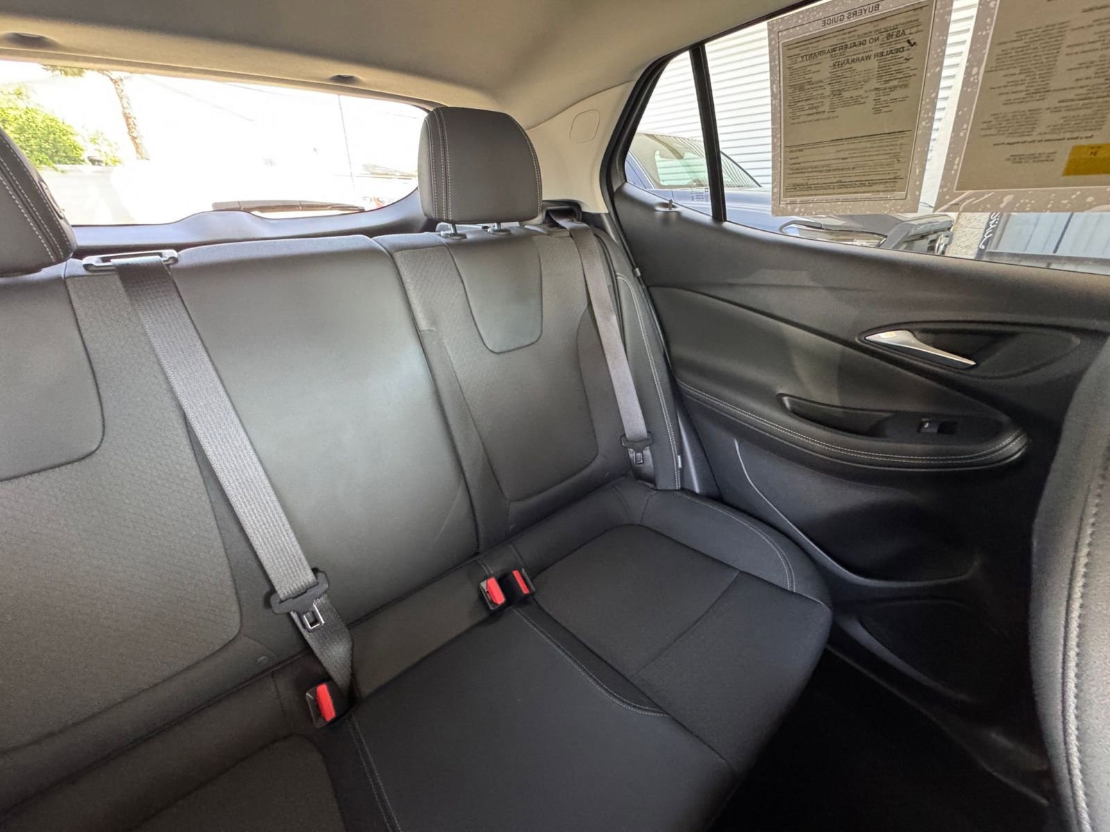 Used 2025 Buick Encore GX Preferred image 37