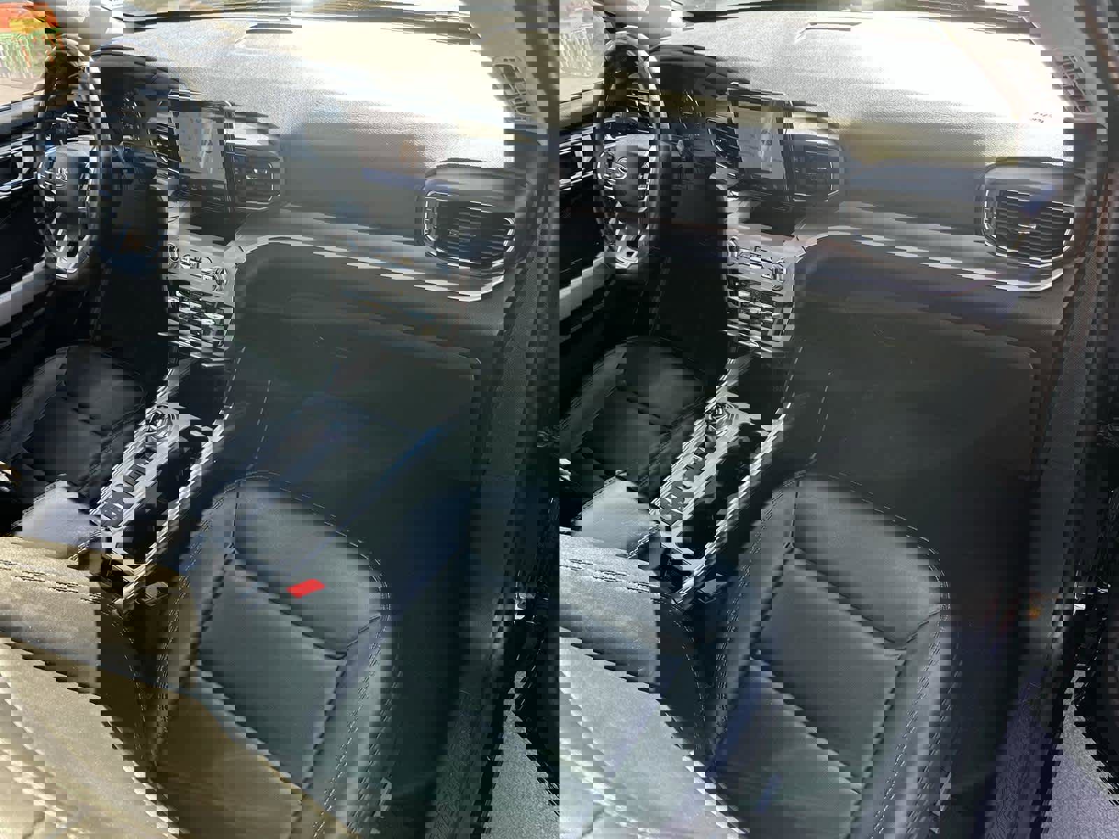 Used 2023 Ford Explorer XLT w/ Equipment Group 202A image 12