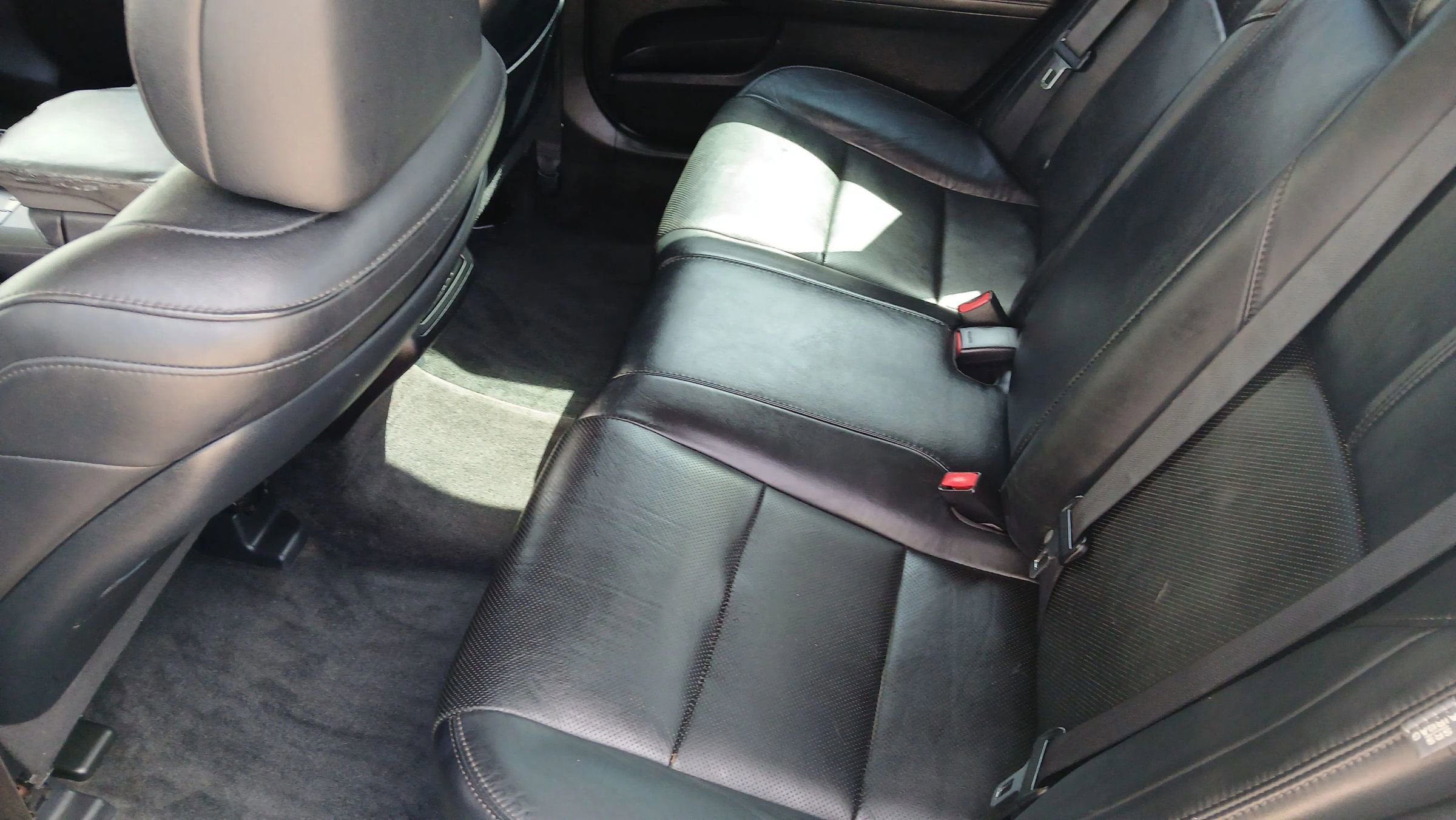 Used 2014 Toyota Avalon Limited image 12