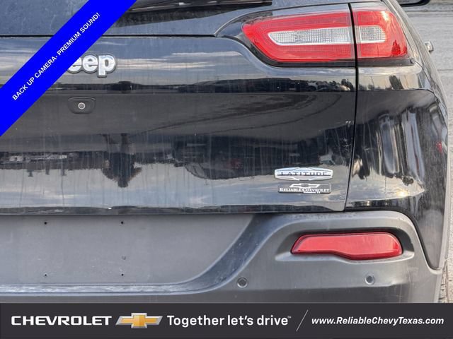 Used 2017 Jeep Cherokee Latitude w/ Safety/Convenience Group AWD/4WD image 8