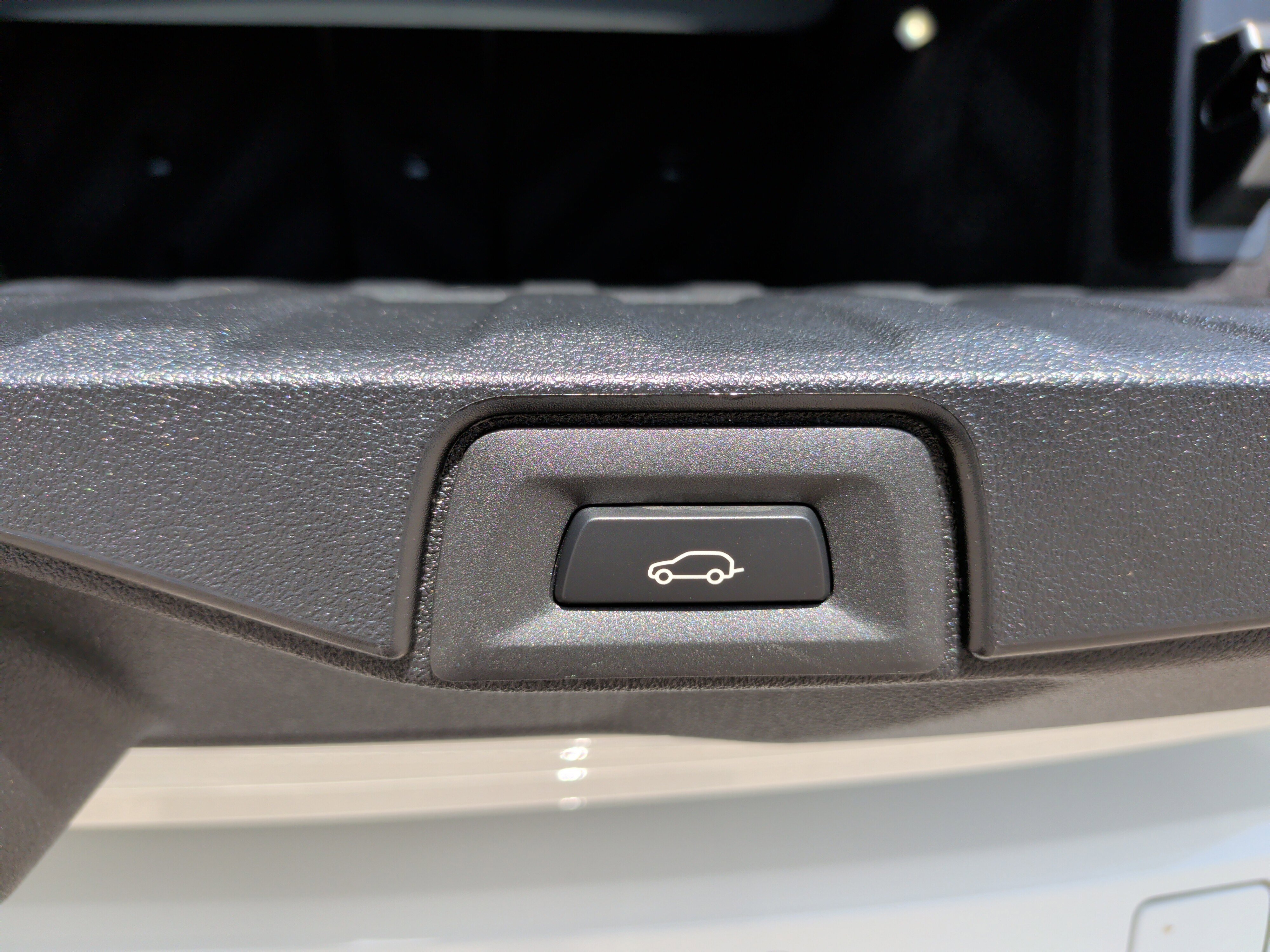 Certified 2026 BMW X5 xDrive40i w/ M Sport Package image 44