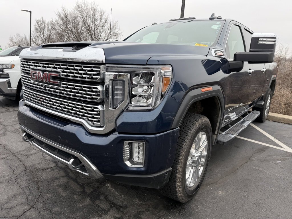 Used 2021 GMC Sierra 2500 Denali w/ Denali Ultimate Package image 2