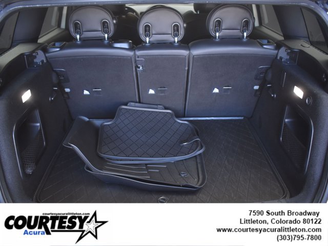 Used 2022 MINI Cooper Clubman S w/ Premium Package image 23