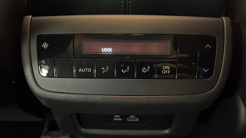 Used 2025 Nissan Pathfinder SV w/ Cargo Package AWD/4WD image 26