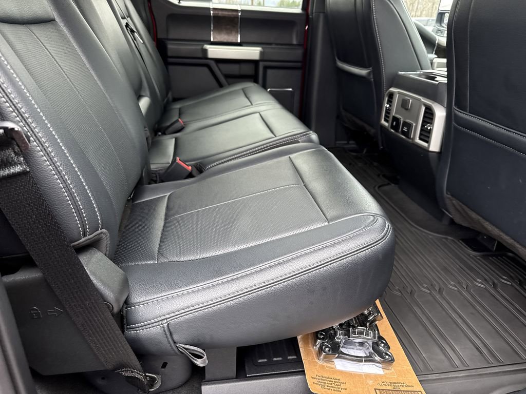 Used 2022 Ford F250 Lariat w/ Black Appearance Package image 15