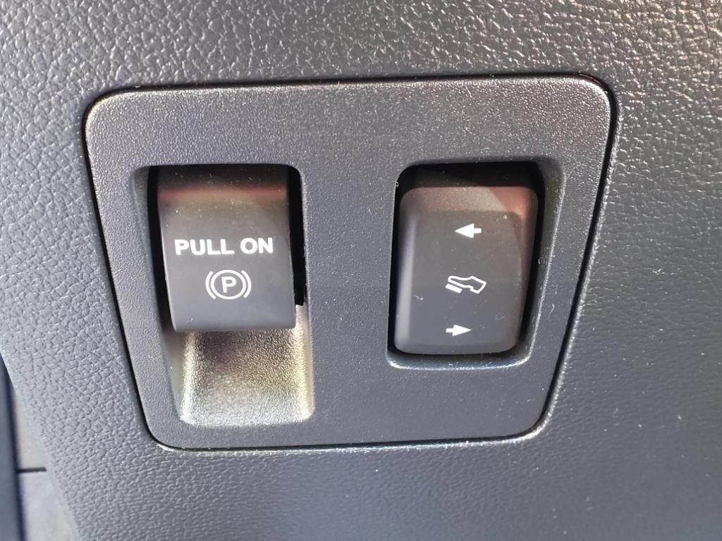 Used 2020 Ford F150 Lariat AWD/4WD image 23