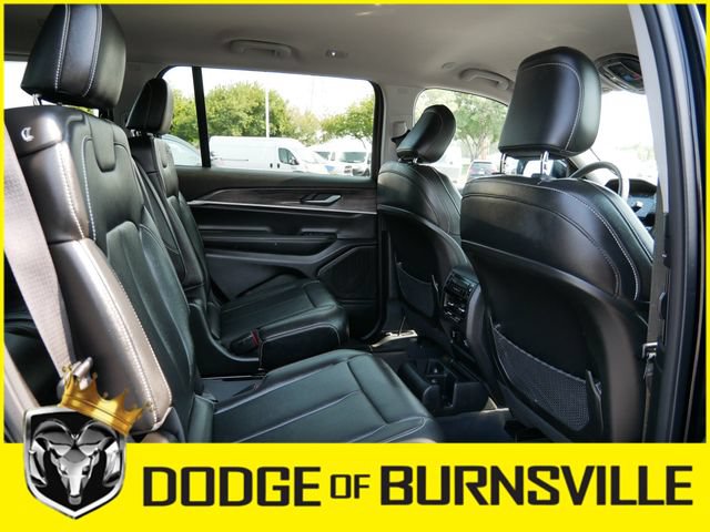 Used 2023 Jeep Grand Cherokee L Limited w/ MOPAR Finishing Package AWD/4WD image 14