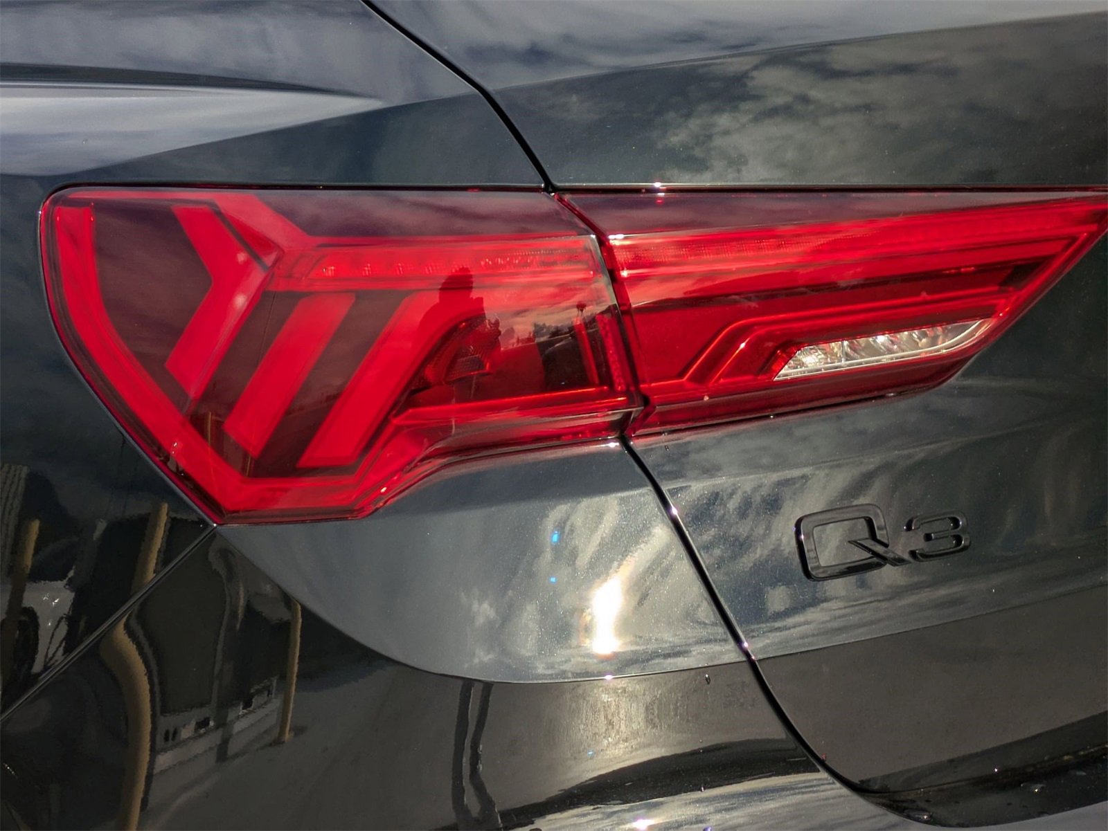 New 2025 Audi Q3 2.0T Premium Plus image 14