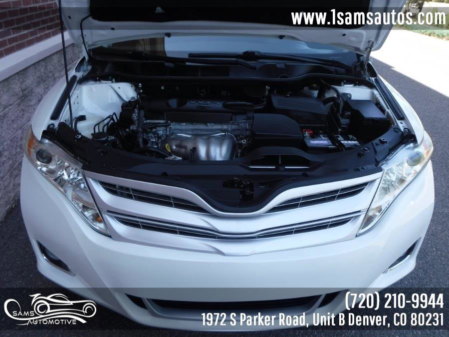 Used 2014 Toyota Venza LE FWD image 30