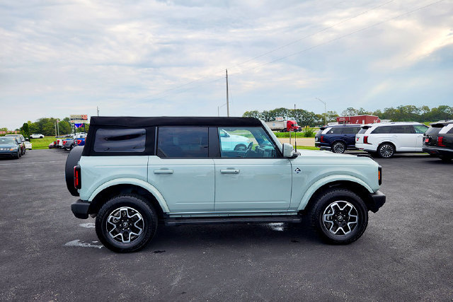 Used 2023 Ford Bronco Outer Banks AWD/4WD image 29