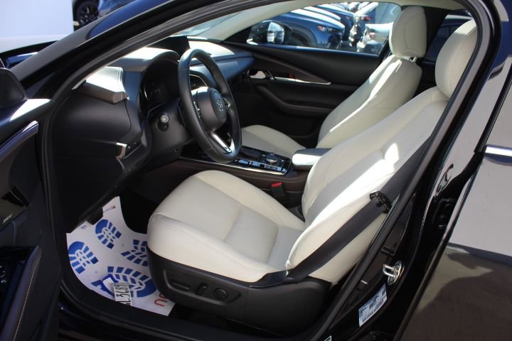 Certified 2025 MAZDA CX-30 AWD 2.5 S w/ Premium Package image 32