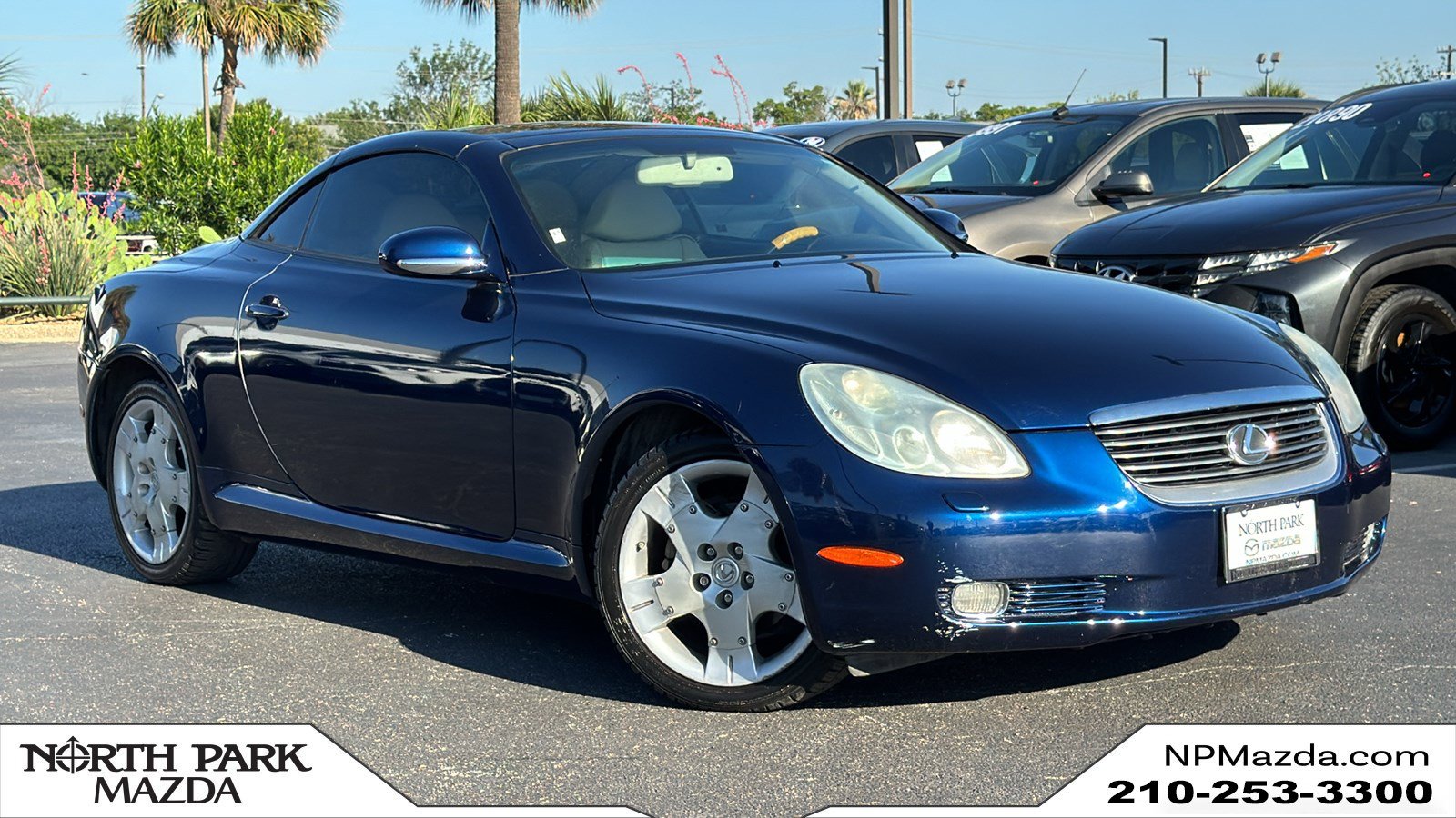 Used 2004 Lexus SC 430 Convertible RWD image 1
