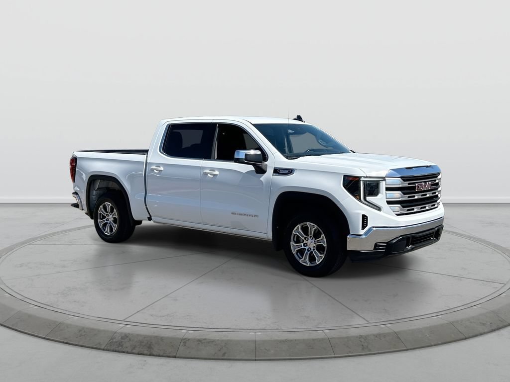 Used 2023 GMC Sierra 1500 SLE RWD image 2
