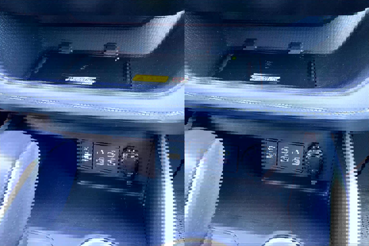 Used 2023 Toyota Highlander XLE image 28