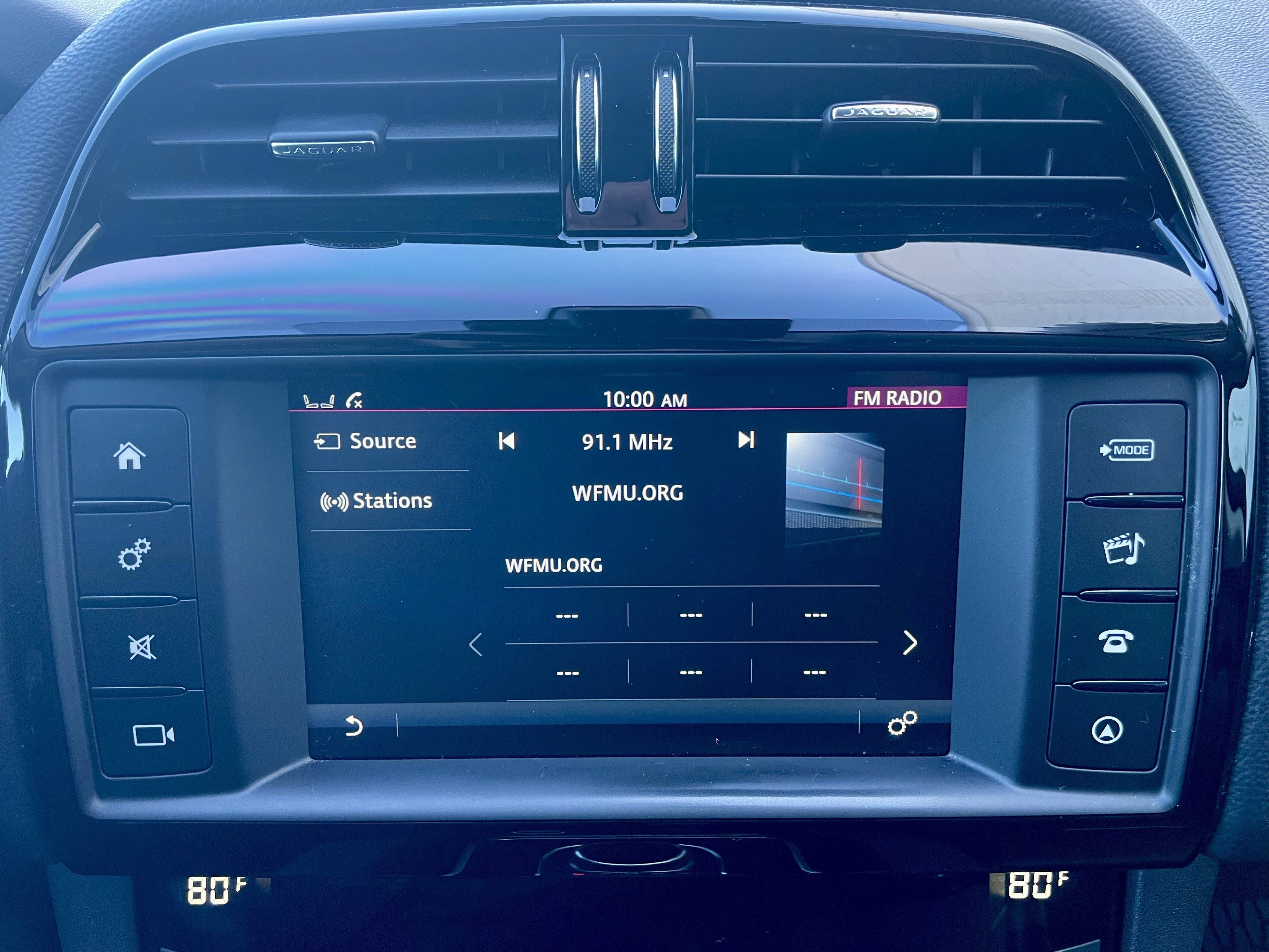 Used 2018 Jaguar F-PACE Premium image 29