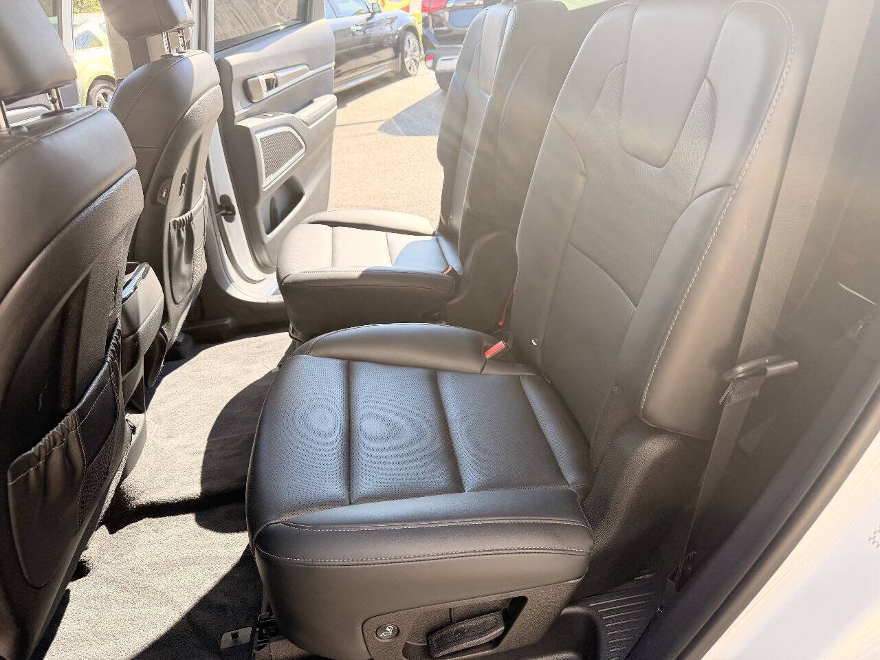 Used 2020 Kia Telluride S FWD image 12