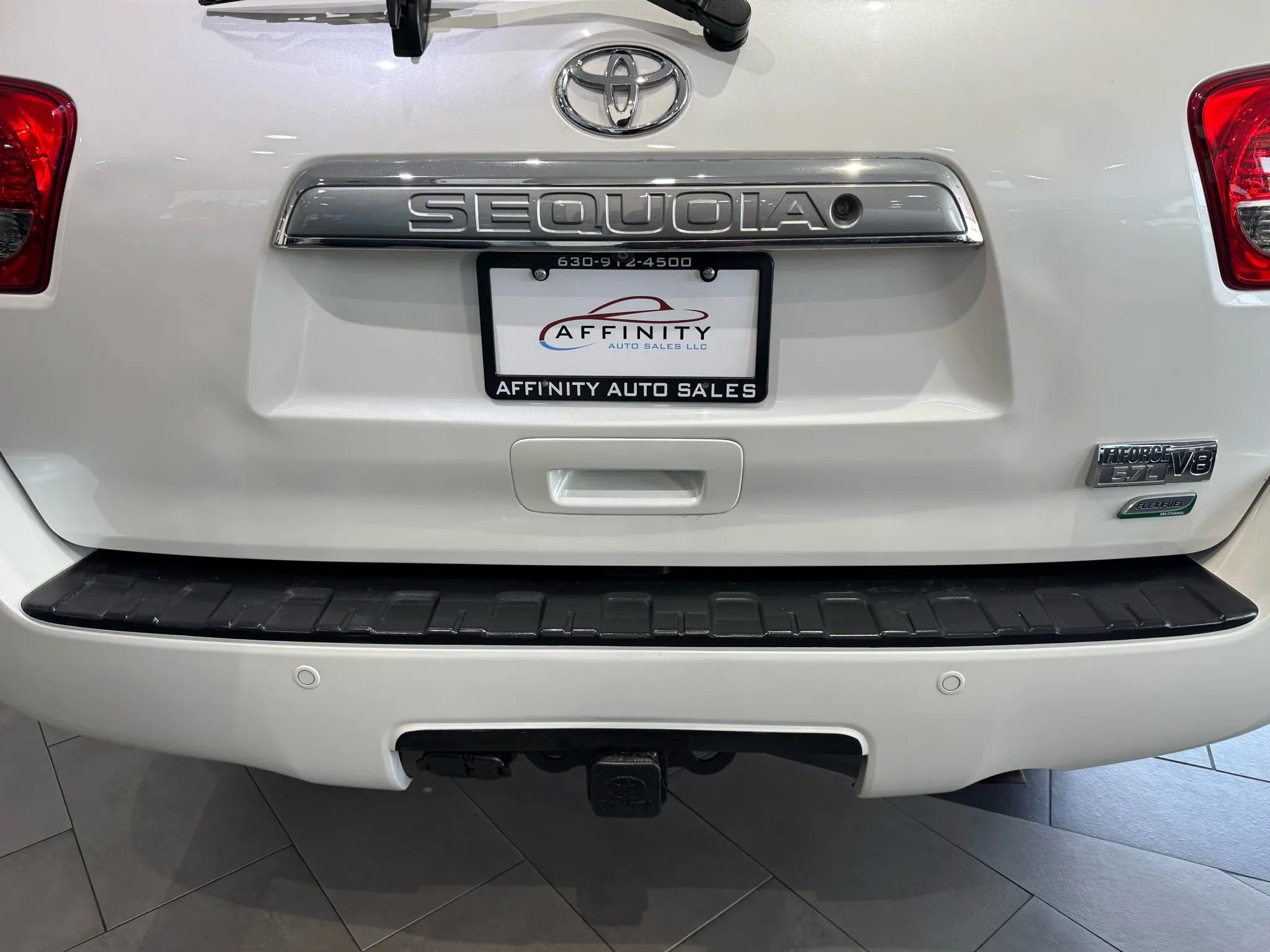 Used 2012 Toyota Sequoia Platinum image 27