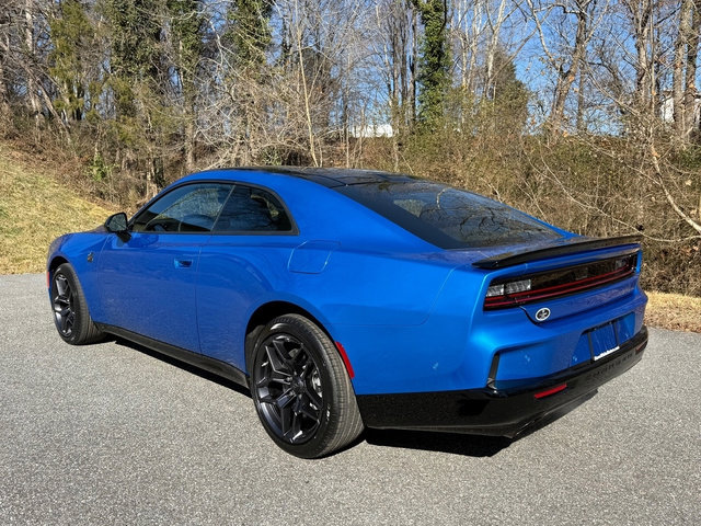 New 2026 Dodge Charger Scat Pack w/ Blacktop Package AWD/4WD image 9