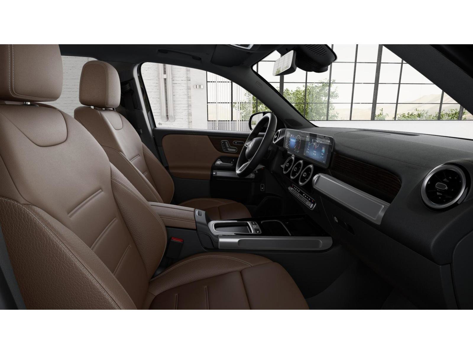 New 2026 Mercedes-Benz GLB 250 4MATIC image 4