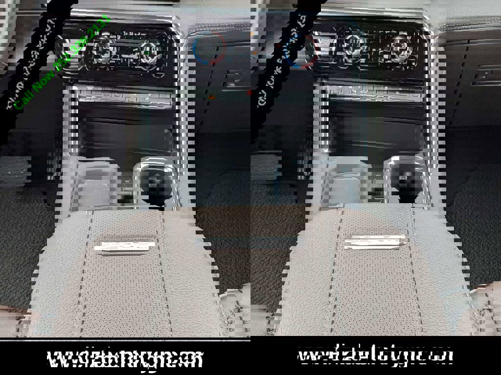 New 2026 GMC Sierra 3500 Denali w/ Denali Reserve Package image 21