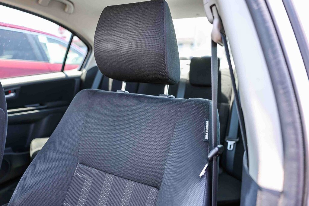 Used 2010 Suzuki SX4 LE FWD image 14