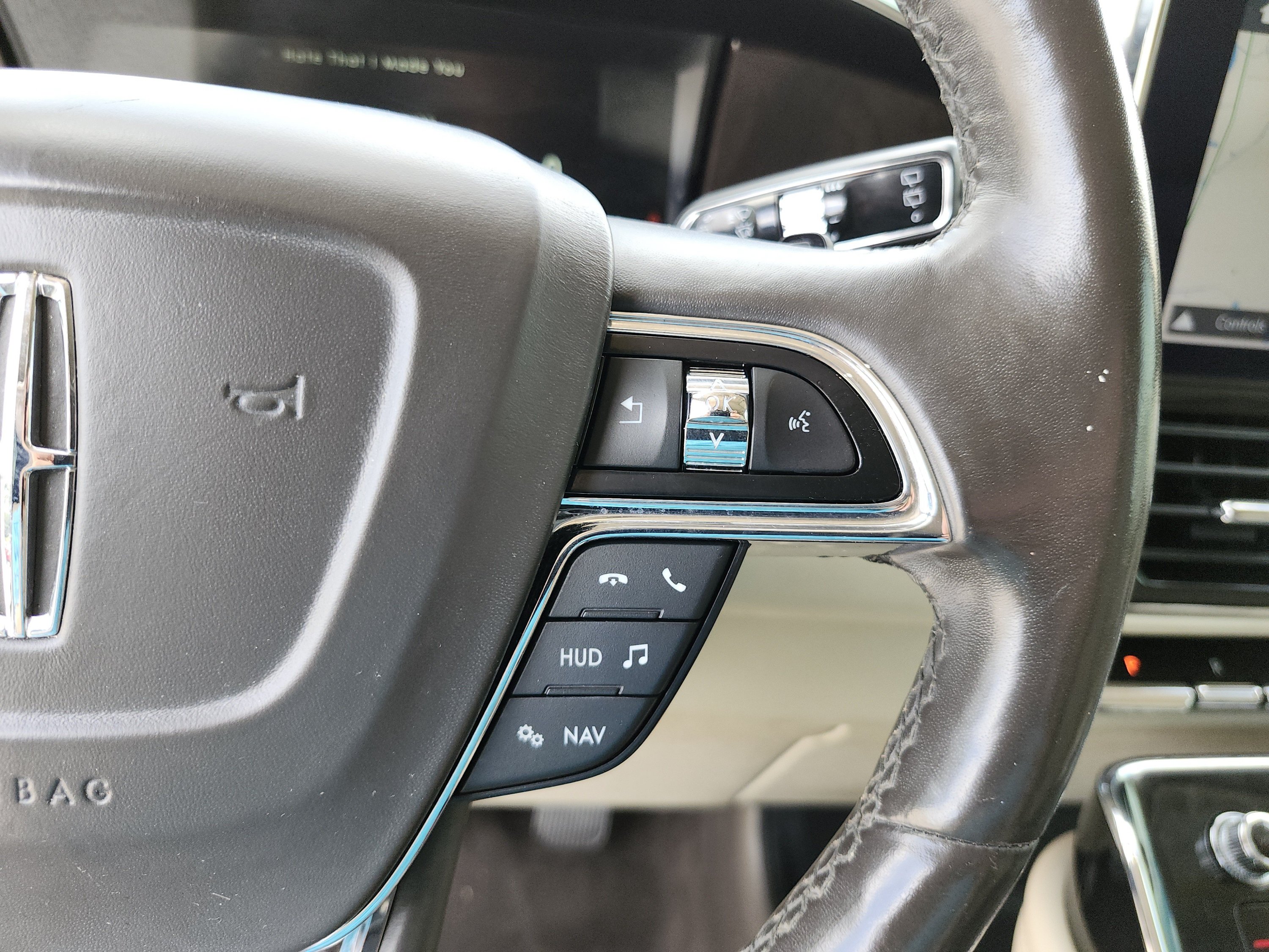 Used 2019 Lincoln Navigator L Reserve AWD/4WD image 31
