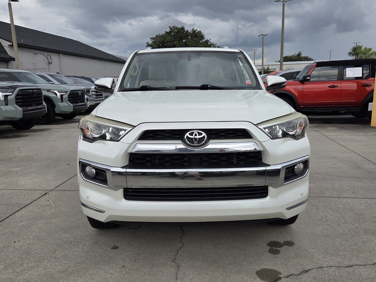 Used 2015 Toyota 4Runner Limited AWD/4WD image 2