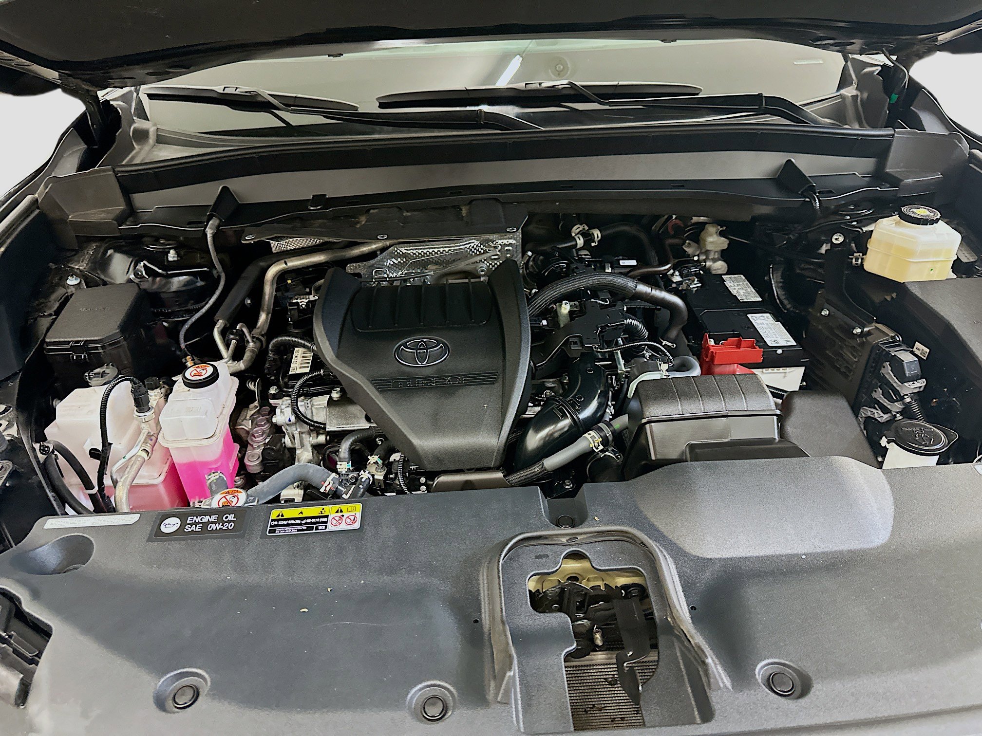 Used 2025 Toyota Grand Highlander AWD image 36