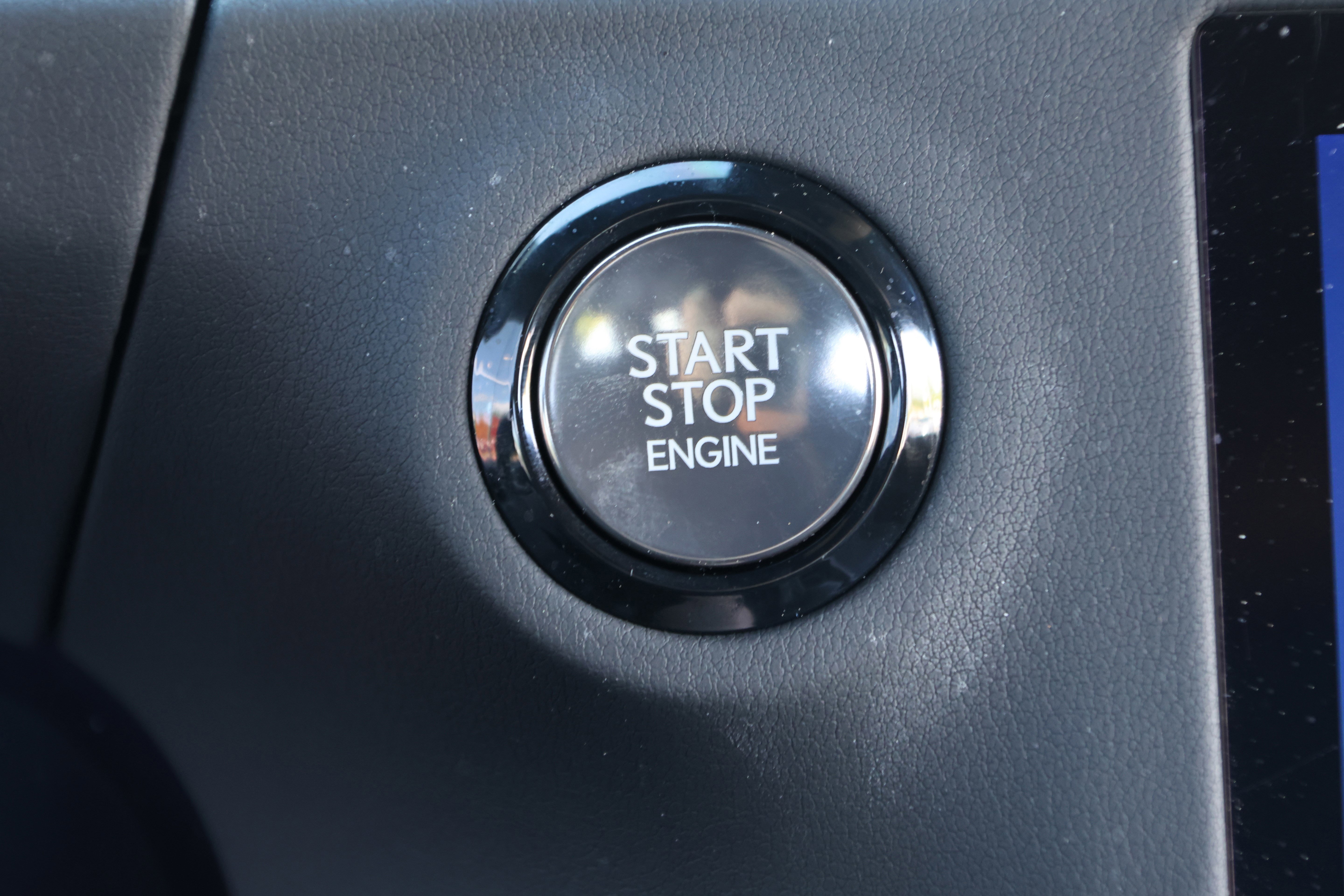 Used 2024 Lexus GX 550 w/ Accessory Package (2T) AWD/4WD image 20