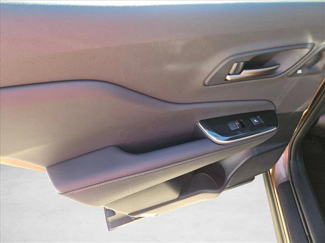 Used 2025 Toyota Crown Platinum image 12