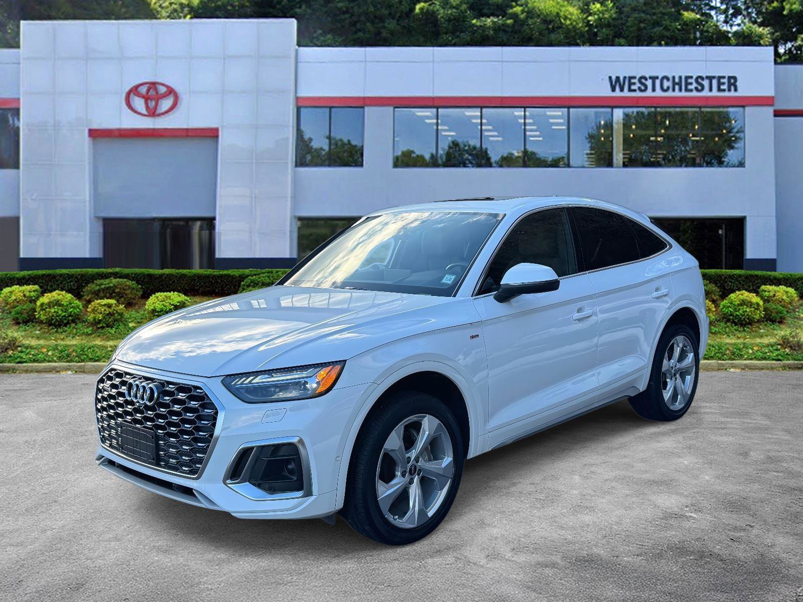 Used 2021 Audi Q5 Prestige image 4