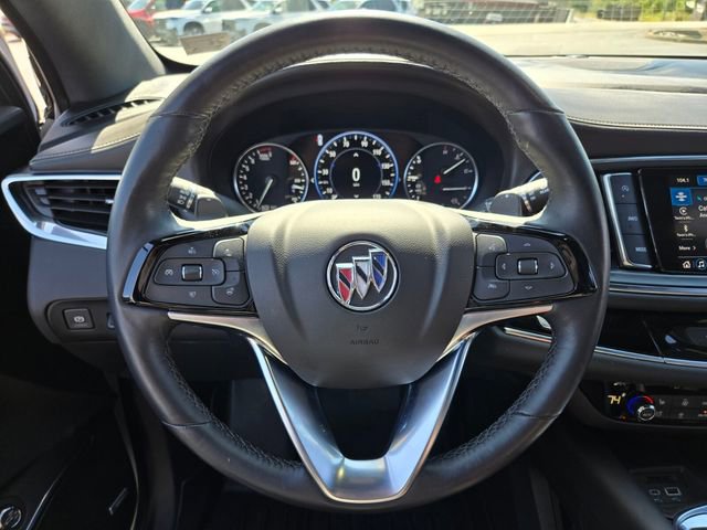 Used 2022 Buick Enclave Avenir w/ Avenir Technology Package AWD/4WD image 31