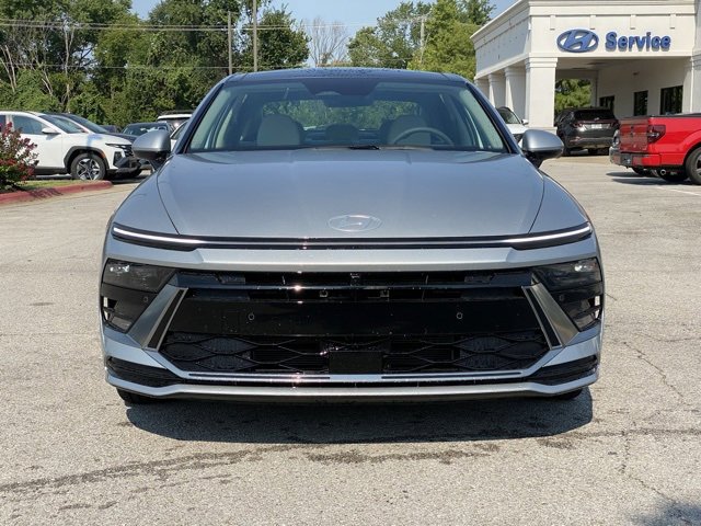 New 2025 Hyundai Sonata Limited image 2