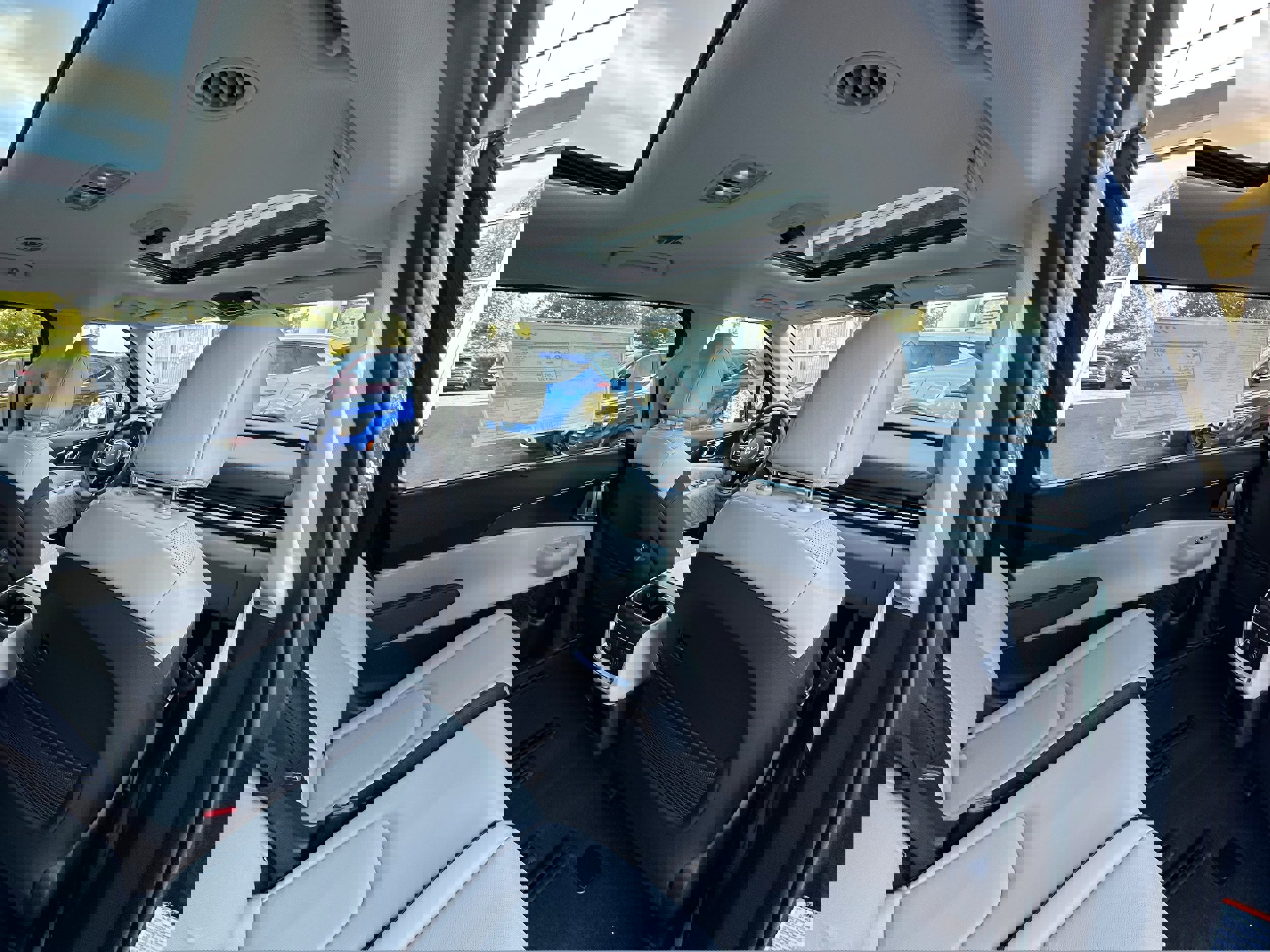 New 2026 Kia Carnival SX image 22