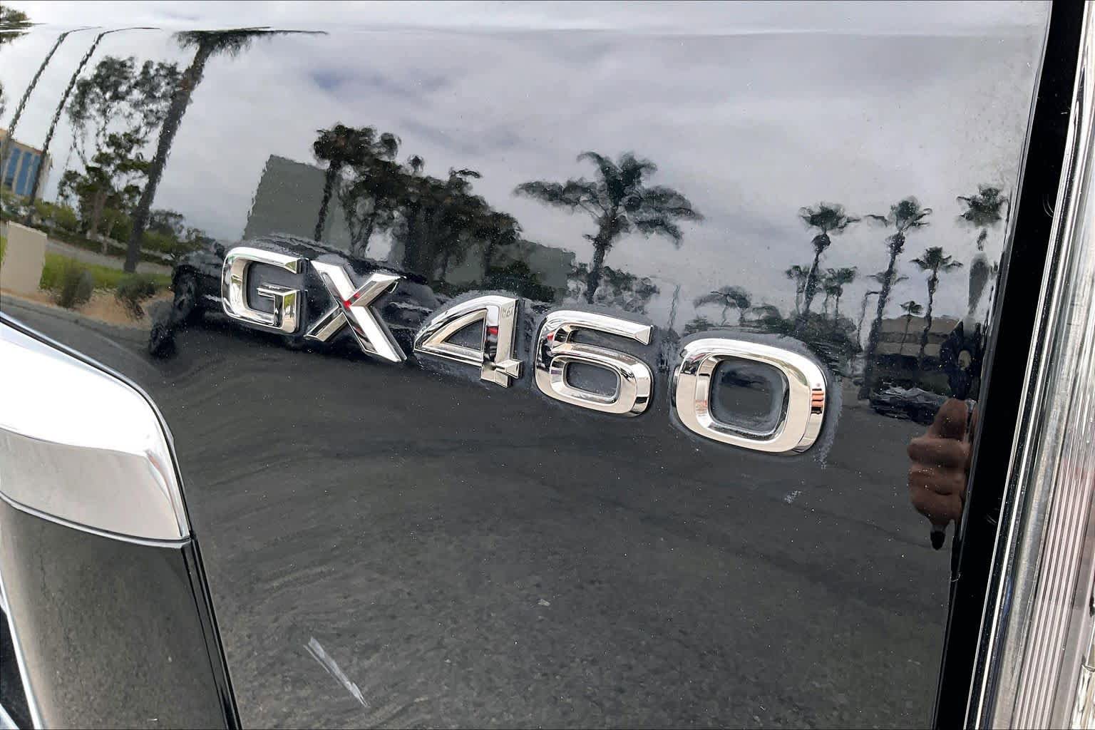Used 2020 Lexus GX 460 Premium w/ Premium Package AWD/4WD image 9