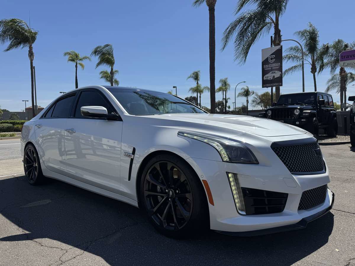 Used 2019 Cadillac CTS V w/ Luxury Package image 9