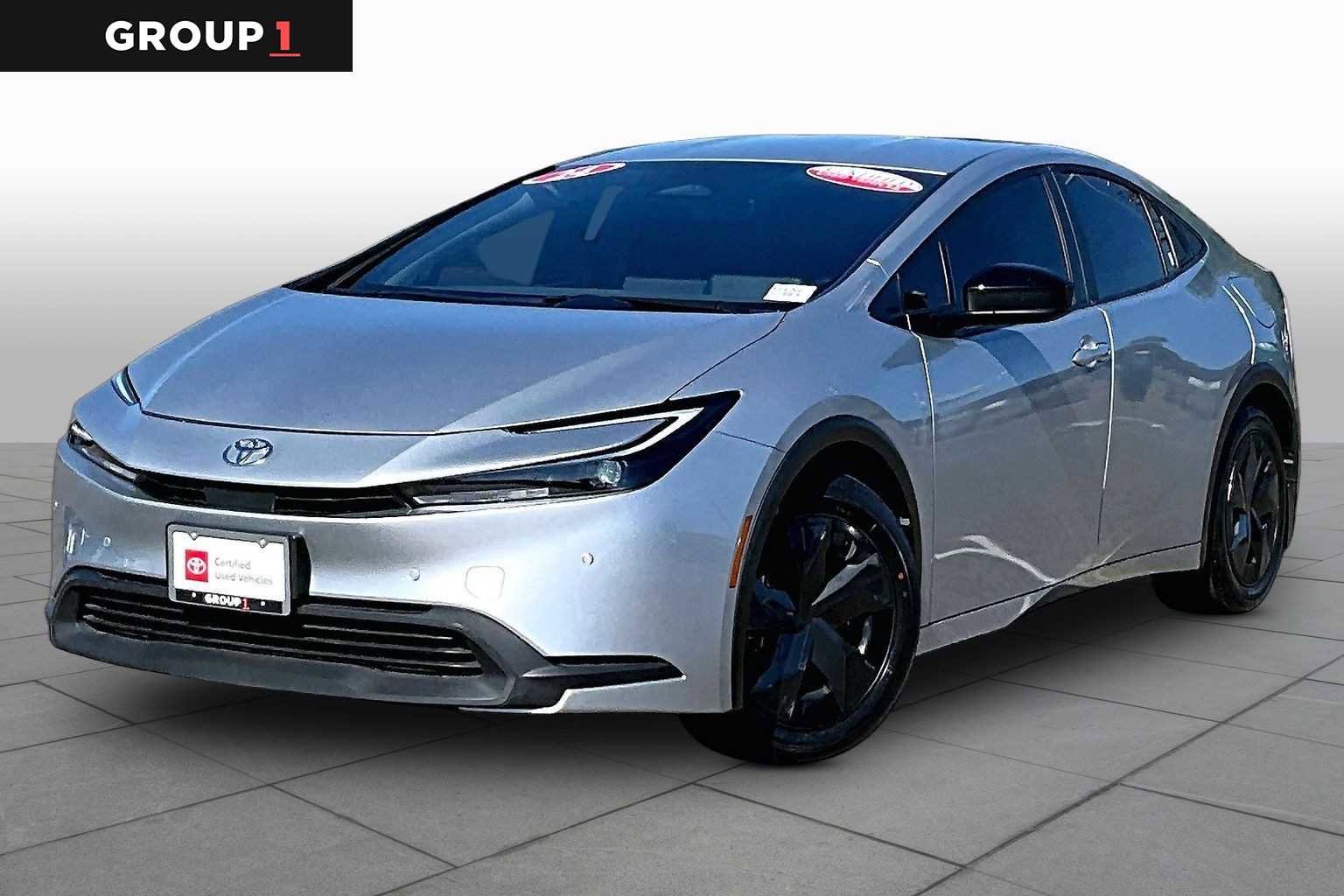 Used 2024 Toyota Prius LE FWD image 1