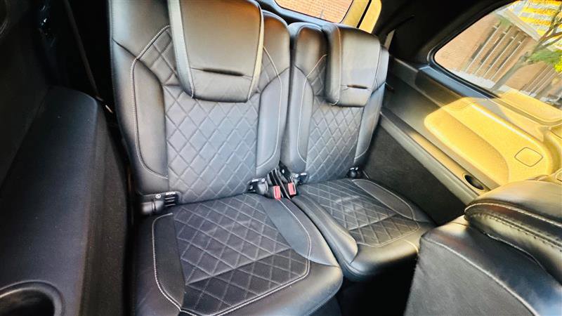 Used 2014 Mercedes-Benz GL 550 4MATIC image 29