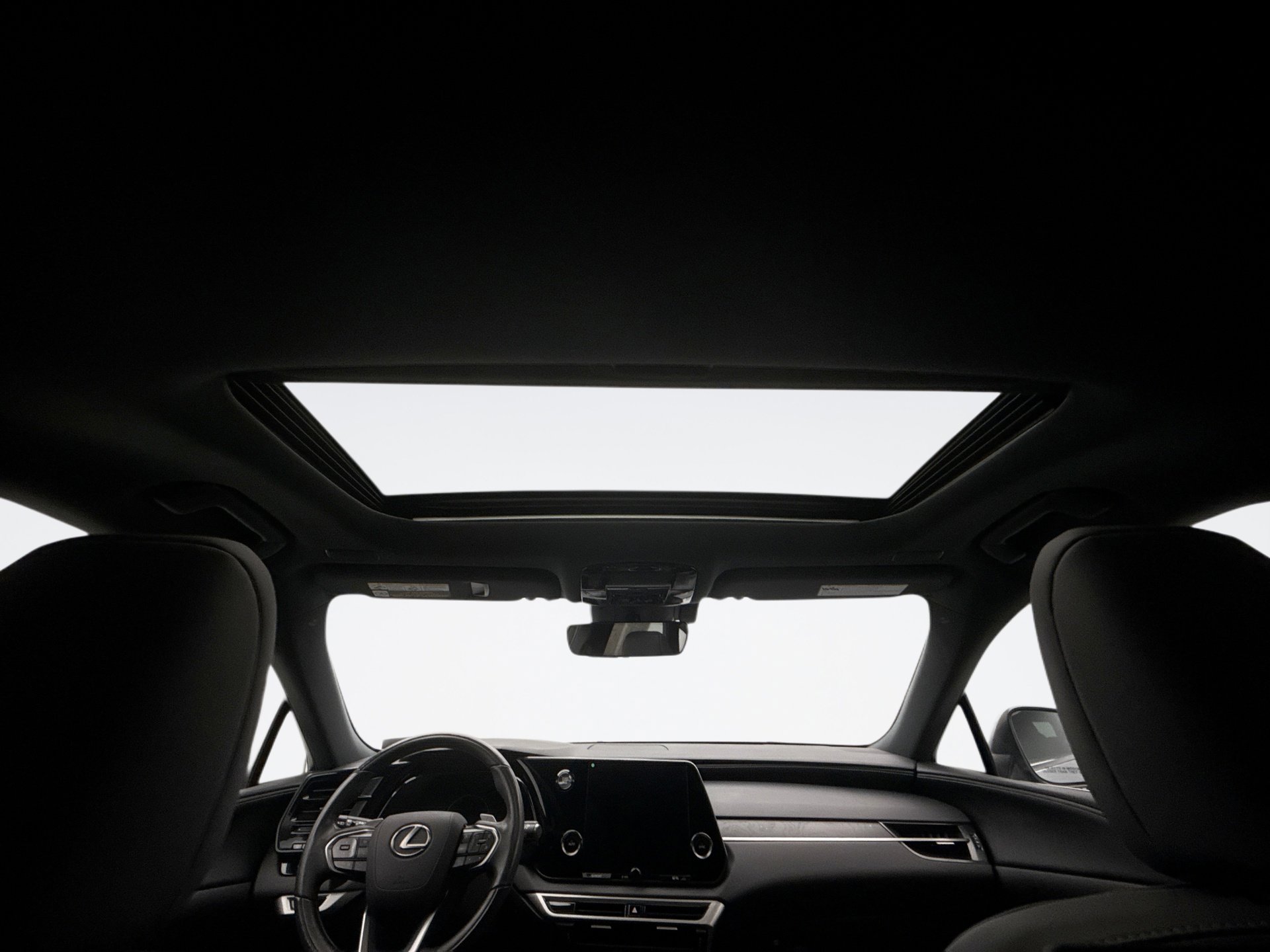 Used 2023 Lexus RX 350 Premium image 18