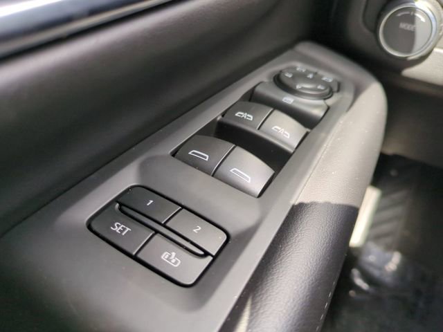 Certified 2024 Chevrolet Tahoe LT AWD/4WD image 28