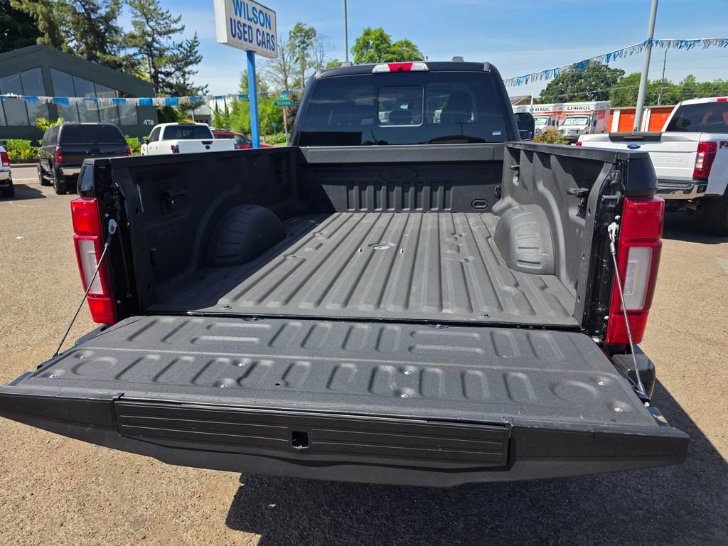 Used 2020 Ford F350 Limited w/ FX4 Off-Road Package AWD/4WD image 34