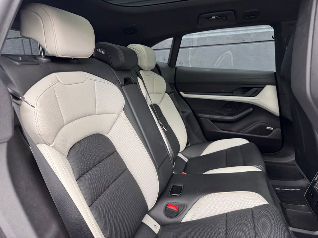 Certified 2022 Porsche Taycan 4 Cross Turismo AWD/4WD image 22